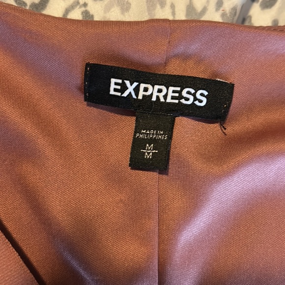 Express Stretch Lace & Ruffle Sleeve Dress - Medium - Picture 4 of 4